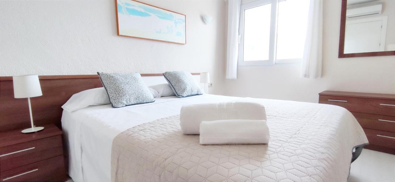 Apartamento Oasis Beach เดเนีย ภายนอก รูปภาพ