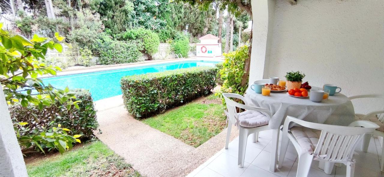 Apartamento Oasis Beach เดเนีย ภายนอก รูปภาพ